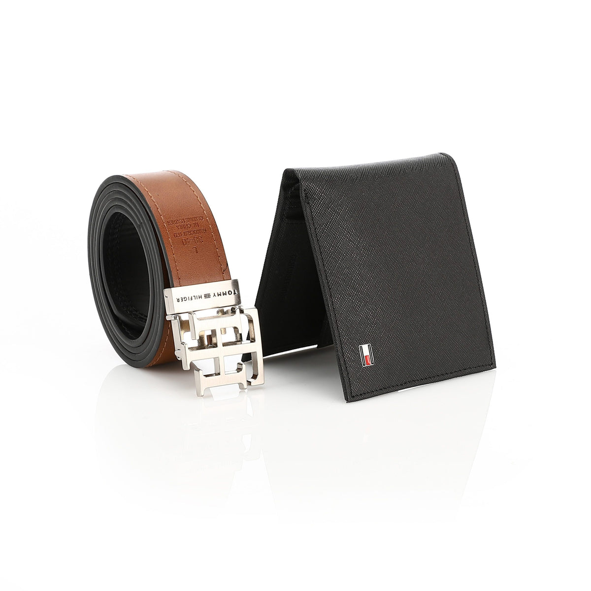 TOMMY HILFIGER set (Wallet & Belt)