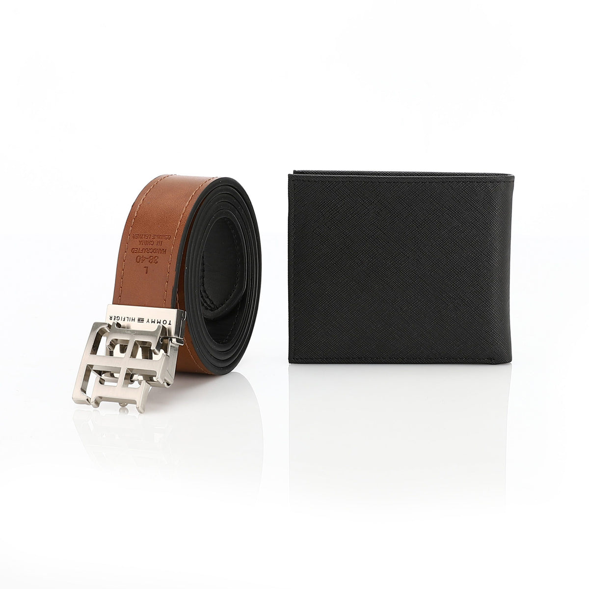 TOMMY HILFIGER set (Wallet & Belt)