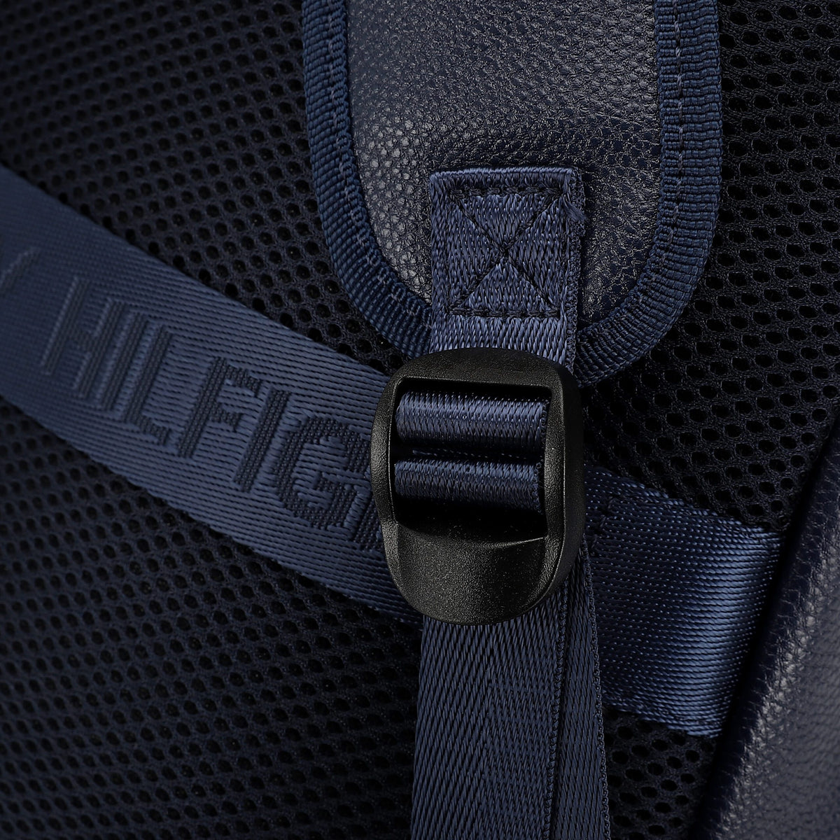 TOMMY HILFIGER Bag
