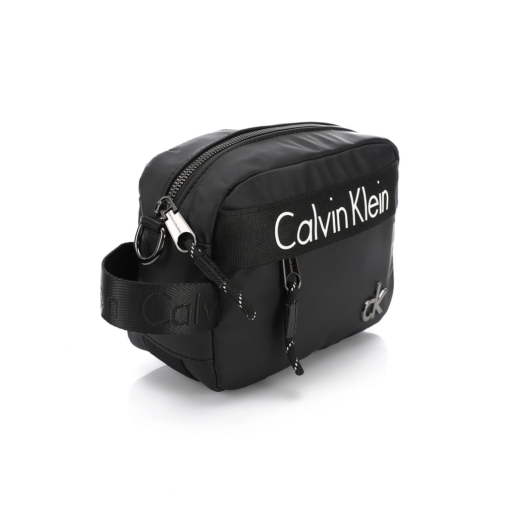 CALVIN KLEIN Hand bag