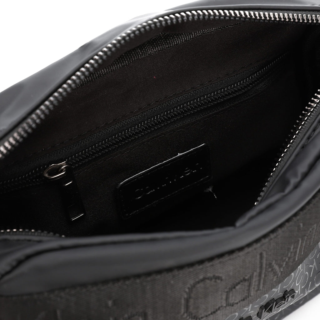 CALVIN KLEIN Hand bag