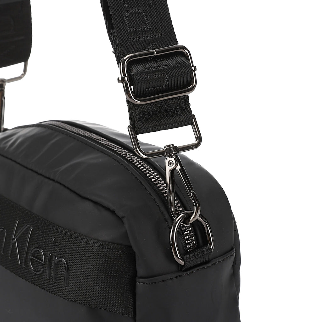 CALVIN KLEIN Hand bag