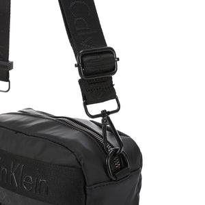 CALVIN KLEIN Hand bag