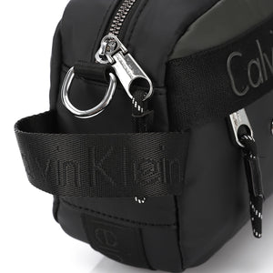 CALVIN KLEIN Hand bag