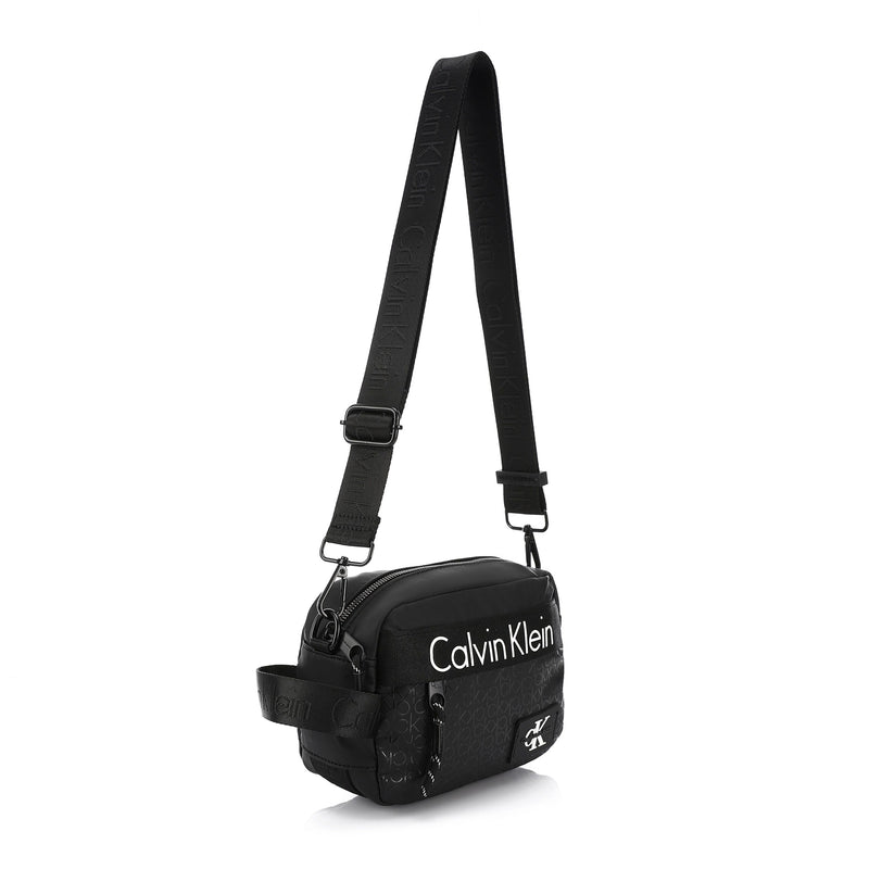 CALVIN KLEIN Hand bag