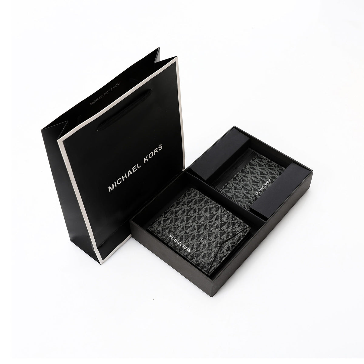 MICHAEL KORS set (Wallet & Key chain)
