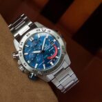 Casio Edifice Chronograph Watch for Men Blue Dial with Silver Stainless steel Strap EFR-558D-2AV - Image 2