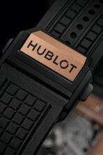HUBLOT Unico King Gold Ceramic - Image 4