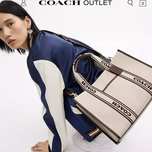COACH WOMEN'S SMITH TOTE BAG