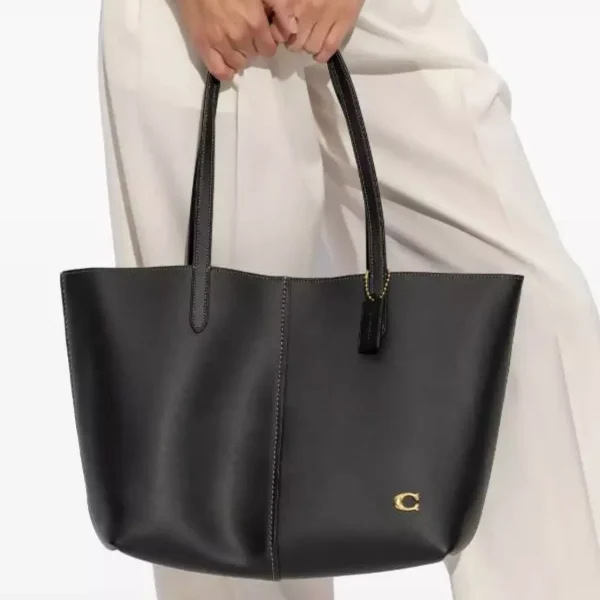 Coach North 32 leather tote bag