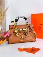 Hermes Cross Bag For Women - Image 2