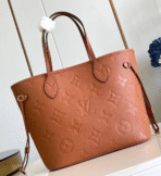 Louis Vuitton Cross Bag For Women - Image 3
