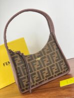 Fendi Cross Bag For Women - Image 4