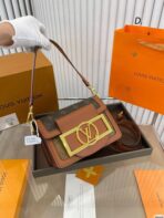 Louis Vuitton Cross Bag For Women - Image 4
