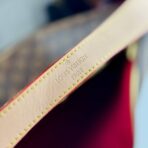 Louis Vuitton Hand Bag For Women - Image 5