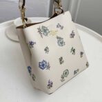 Coach Cross Bag For Women - Image 5