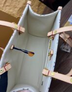 Louis Vuitton Hand Bag For Women - Image 6