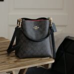 Coach Cross Bag For Women - Image 6