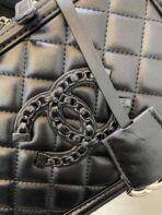 Chanel Cross Bag For Women - Image 7