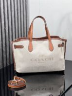 Coach Cross Bag For Women - Image 7