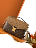 Louis Vuitton Cross Bag For Women - Image 8