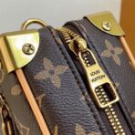 Louis Vuitton Cross Bag For Women - Image 8