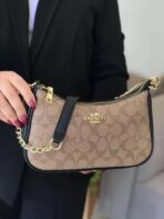 Coach Cross Bag For Women - Image 9