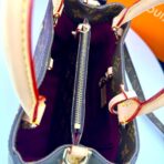 Louis Vuitton Cross Bag For Women - Image 9