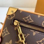 Louis Vuitton Cross Bag For Women - Image 9