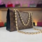 Louis Vuitton Cross Bag For Women - Image 9