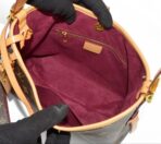 Louis Vuitton Cross Bag For Women - Image 11