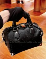 Louis Vuitton Cross Bag For Women - Image 13