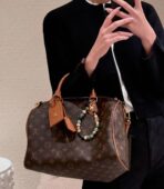 Louis Vuitton Cross Bag For Women - Image 14
