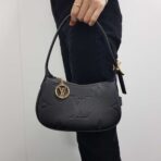 Louis Vuitton Cross Bag For Women - Image 17